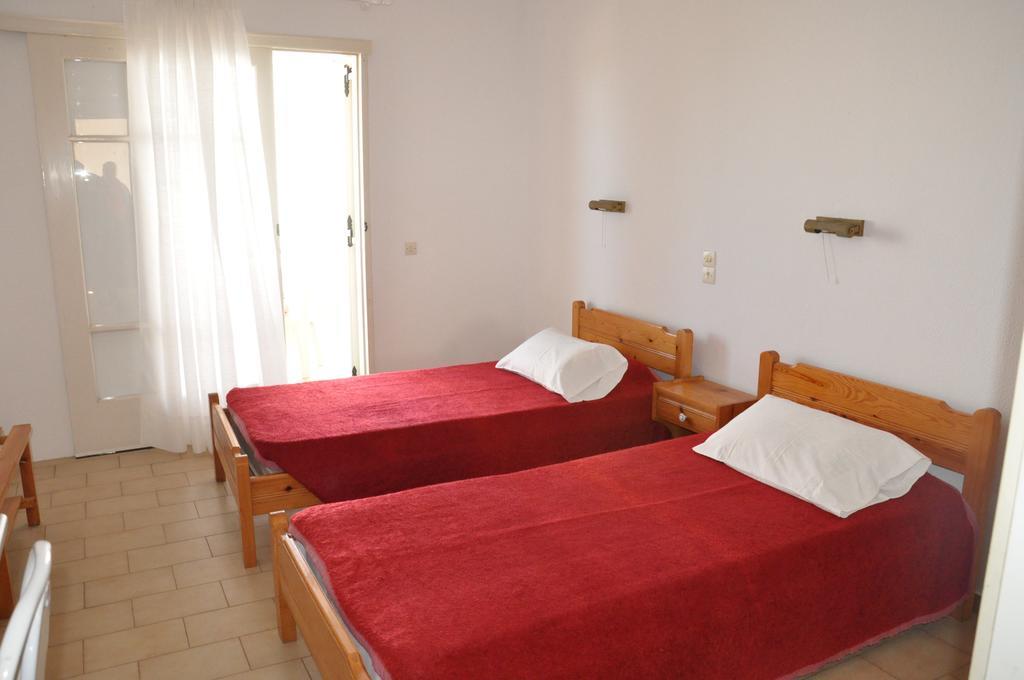 Koskinas Apartments Acharavi  Bilik gambar